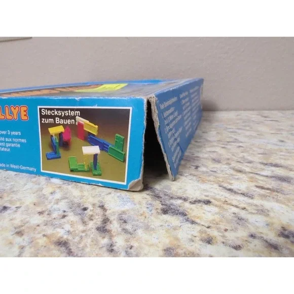 Domino Rallye Bully West Germany 1982 Glow In Dark Snap Together 92 Pieces Rare - Picture 6 of 16